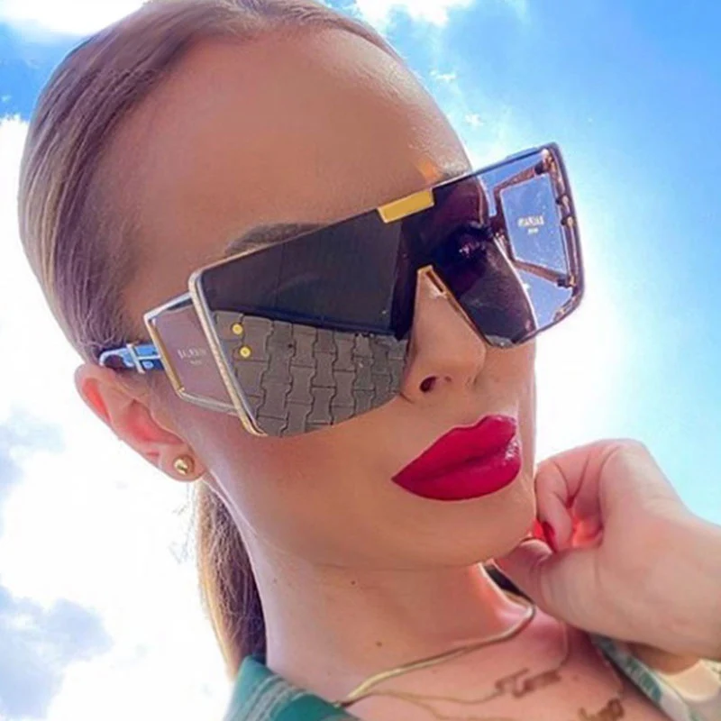 Stylish Blue Sunglasses