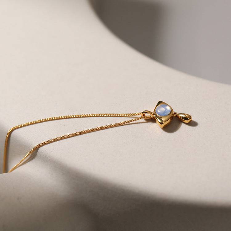 Elegant Gold-Plated Pendant Necklace