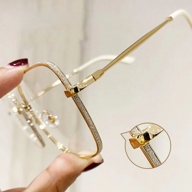 Elegant Gold-Toned Eyewear
