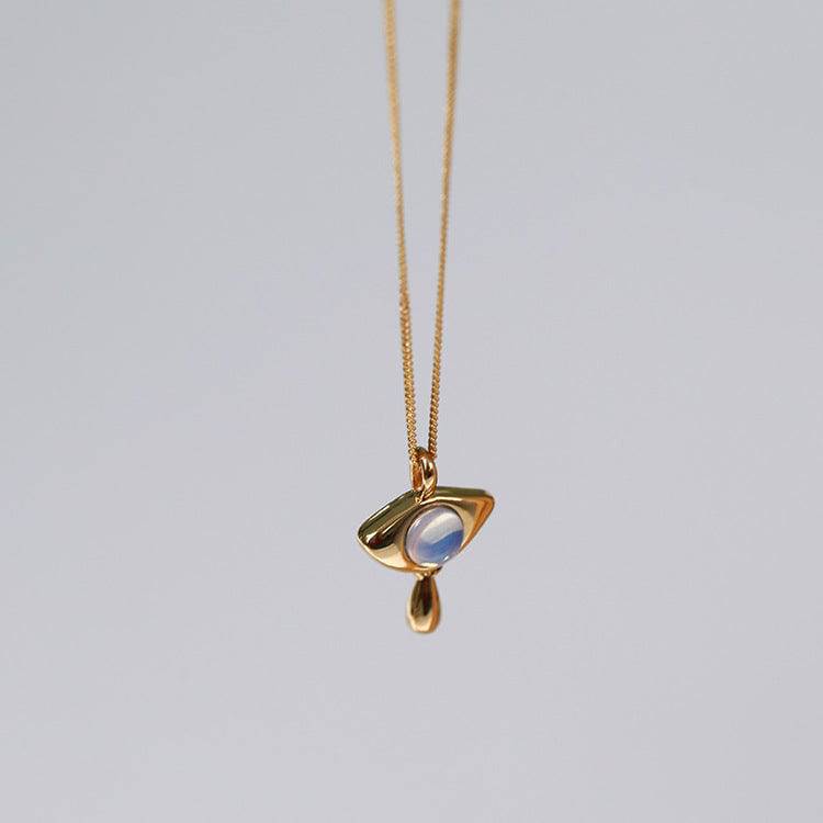Elegant Gold-Plated Pendant Necklace
