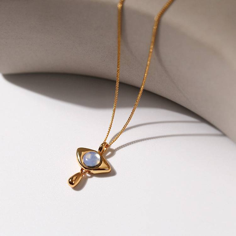 Elegant Gold-Plated Pendant Necklace